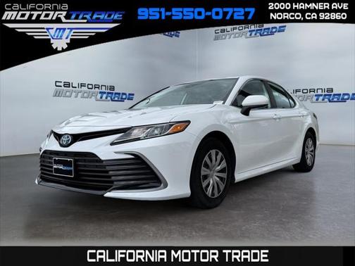 2024 Toyota Camry Hybrid LE