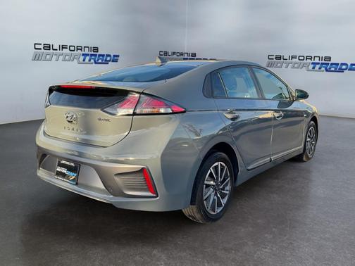 2020 Hyundai IONIQ EV SE