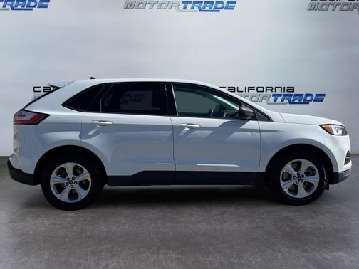 2021 Ford Edge SE