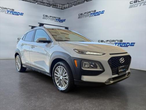 2020 Hyundai KONA SEL Plus