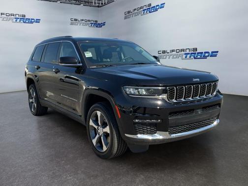Diamond Black Crystal Pearlcoat 2023 Jeep Grand Cherokee L Limited