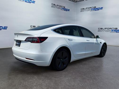 2020 Tesla Model 3 Standard Range
