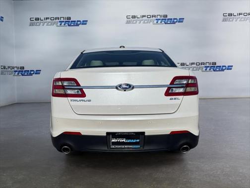 2015 Ford Taurus SEL