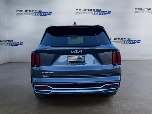2023 Kia Sorento EX