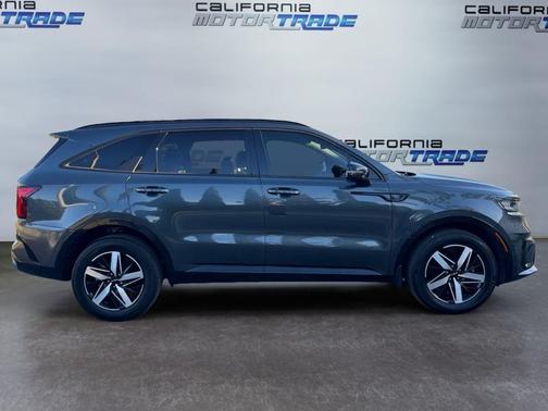 2023 Kia Sorento EX