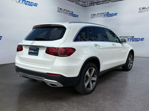 Polar White 2022 Mercedes-Benz GLC 300 Base