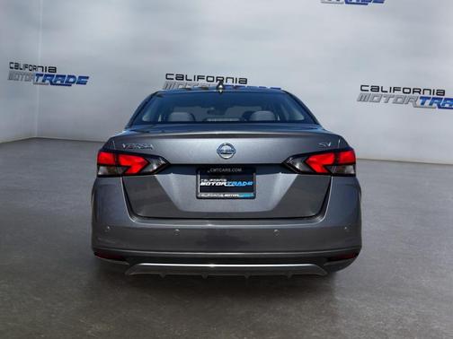2021 Nissan Versa 1.6 SV