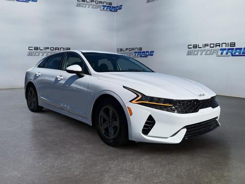 2022 Kia K5 LXS