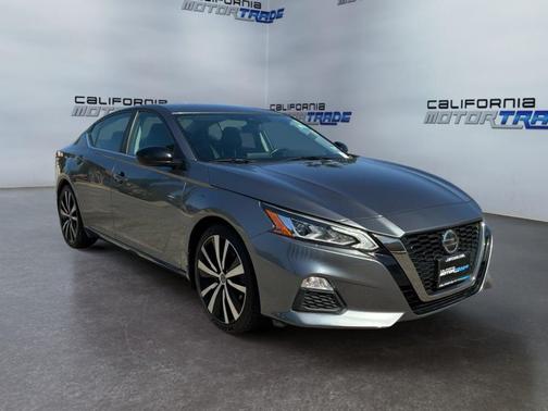 Gun Metallic 2020 Nissan Altima SR FWD