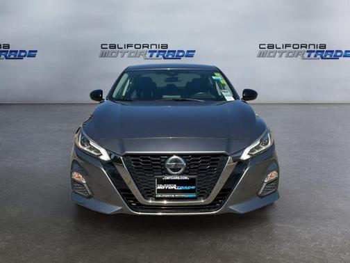 Gun Metallic 2020 Nissan Altima SR FWD