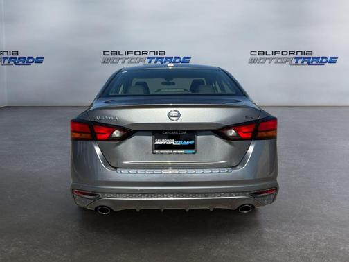 Gun Metallic 2020 Nissan Altima SR FWD