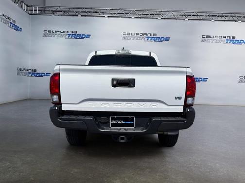 2020 Toyota Tacoma SR5