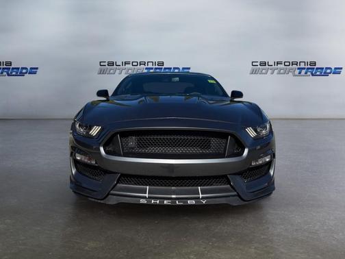 2017 Ford Shelby GT350 Base