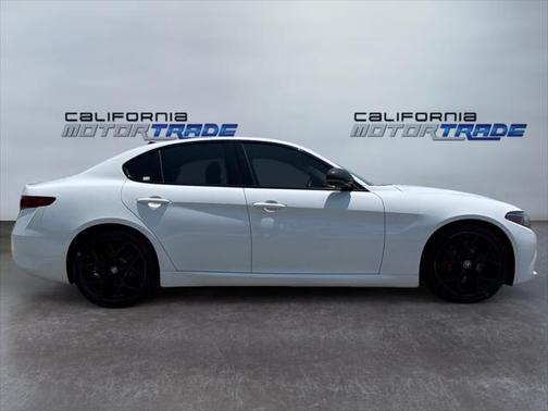 2020 Alfa Romeo Giulia Base