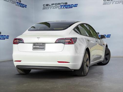 2022 Tesla Model 3 Standard Range