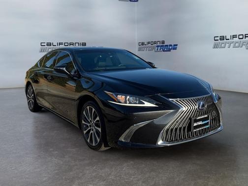 2021 Lexus ES 300h Base