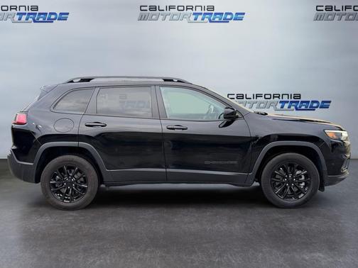 2023 Jeep Cherokee Altitude