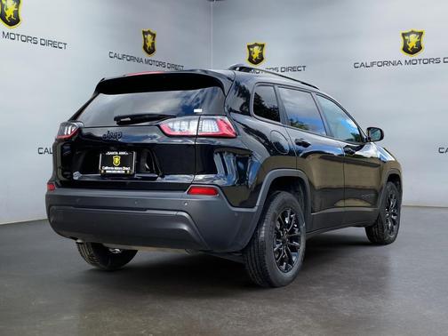 2023 Jeep Cherokee Altitude