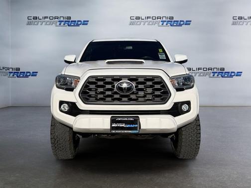 2020 Toyota Tacoma TRD Sport