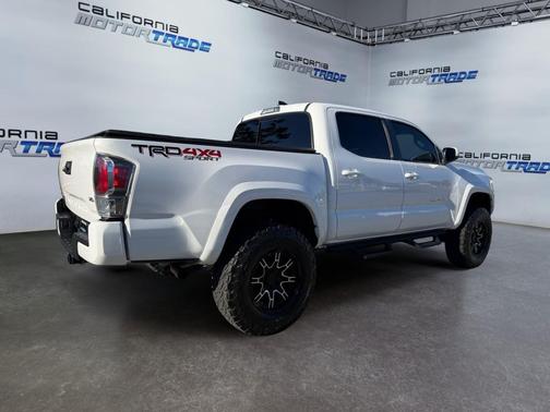 2020 Toyota Tacoma TRD Sport