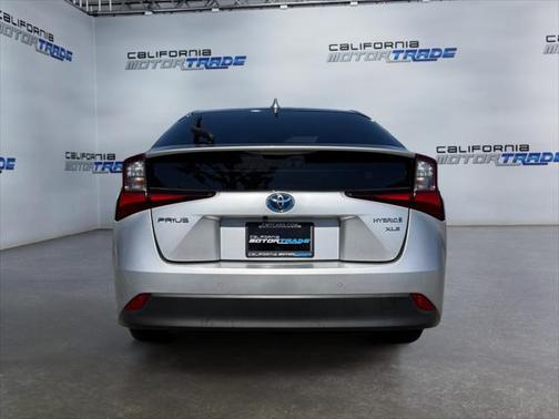 2019 Toyota Prius XLE