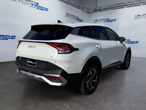 2024 Kia Sportage Hybrid LX