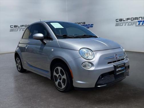 2017 FIAT 500e Battery Electric