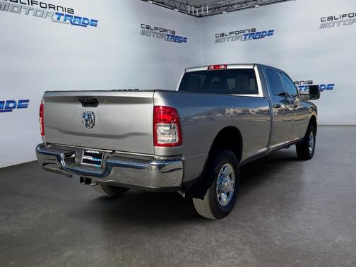 2024 RAM 2500 Tradesman Crew Cab 4x4 8' Box