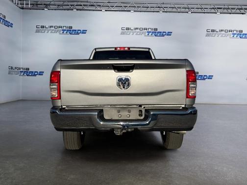 2024 RAM 2500 Tradesman Crew Cab 4x4 8' Box