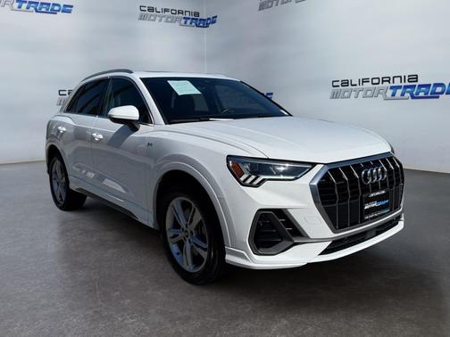 2023 Audi Q3 Premium 45 TFSI S line quattro Tiptronic