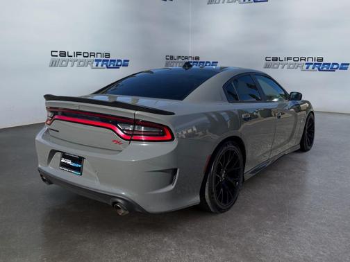 2018 Dodge Charger R/T Scat Pack
