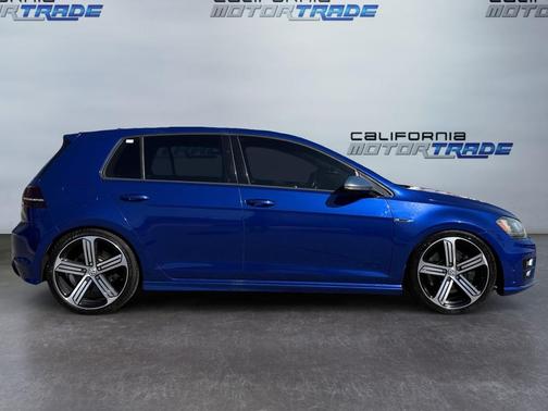 2015 Volkswagen Golf R 4-Door w/DCC & Navigation
