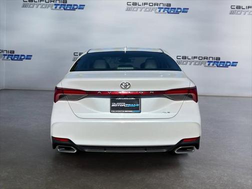 2022 Toyota Avalon XLE