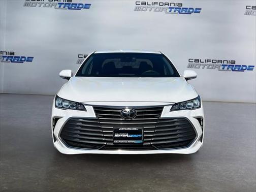 2022 Toyota Avalon XLE
