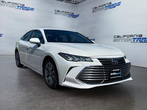 2022 Toyota Avalon XLE