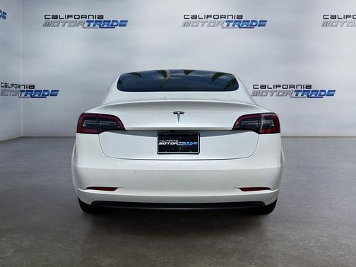 2023 Tesla Model 3 Standard Range
