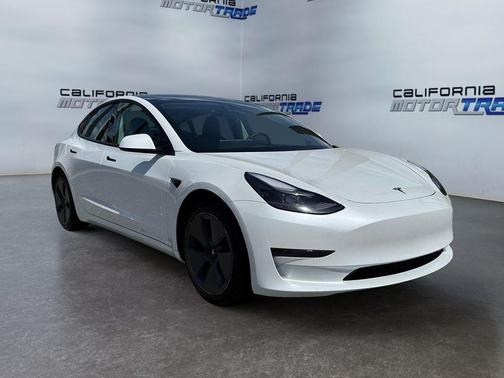 2023 Tesla Model 3 Standard Range