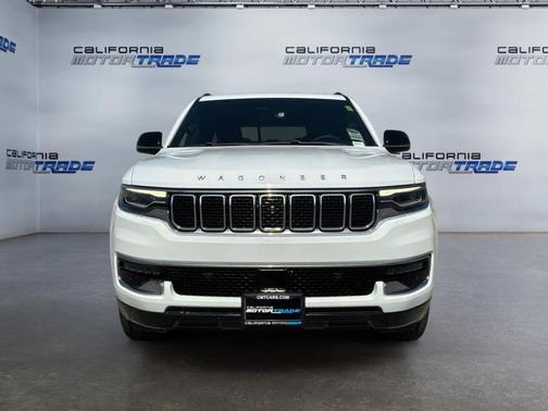 Bright White Clearcoat 2023 Jeep Wagoneer Series I 4x2