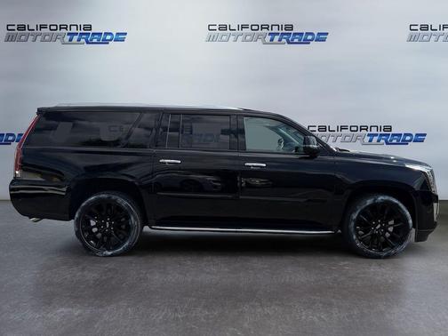 2020 Cadillac Escalade ESV Luxury