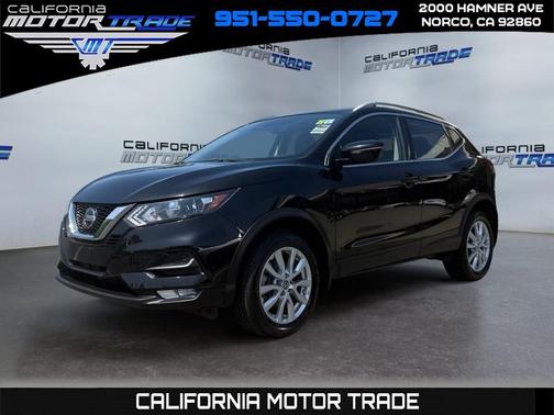 2022 Nissan Rogue Sport SV