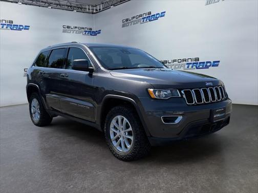 2021 Jeep Grand Cherokee Laredo