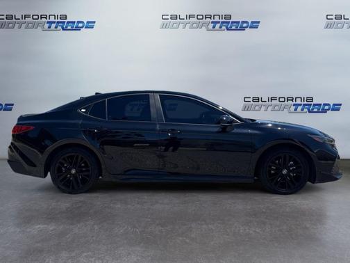 Midnight Black Metallic 2025 Toyota Camry SE