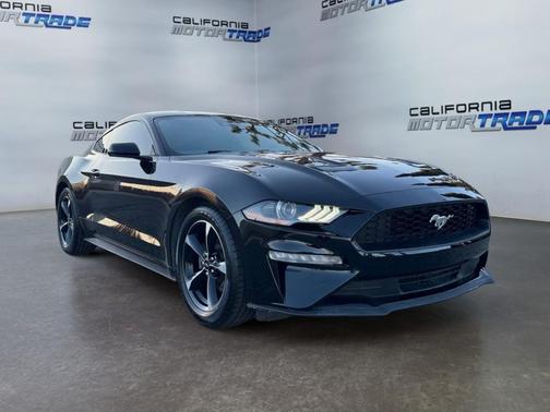 2021 Ford Mustang EcoBoost