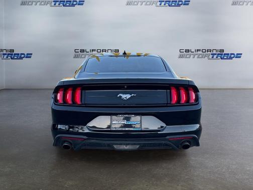 2021 Ford Mustang EcoBoost