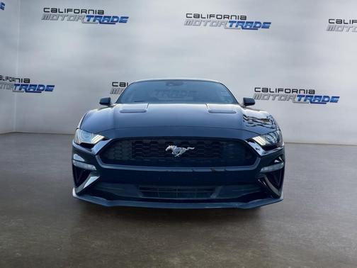 2021 Ford Mustang EcoBoost