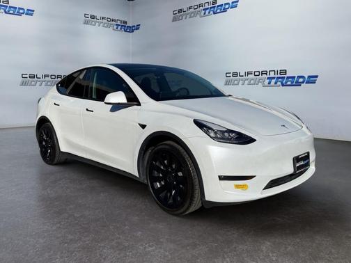 2023 Tesla Model Y Long Range Dual Motor All-Wheel Drive