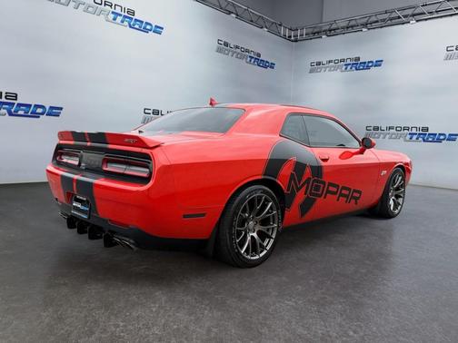 2016 Dodge Challenger SRT 392