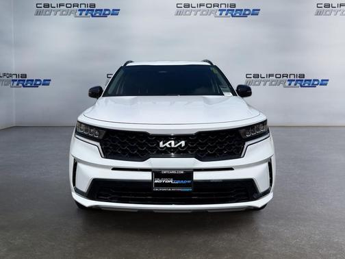 Glacial White Pearl 2022 Kia Sorento S