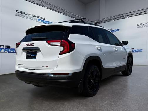 2022 GMC Terrain AWD AT4