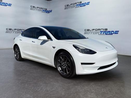 2020 Tesla Model 3 Standard Range Plus